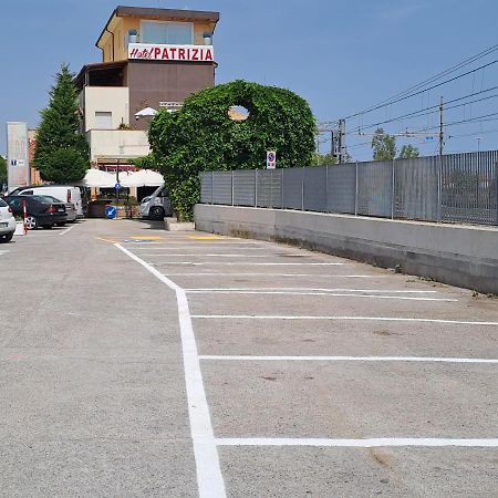 Hotel Patrizia Senigallia Luaran gambar