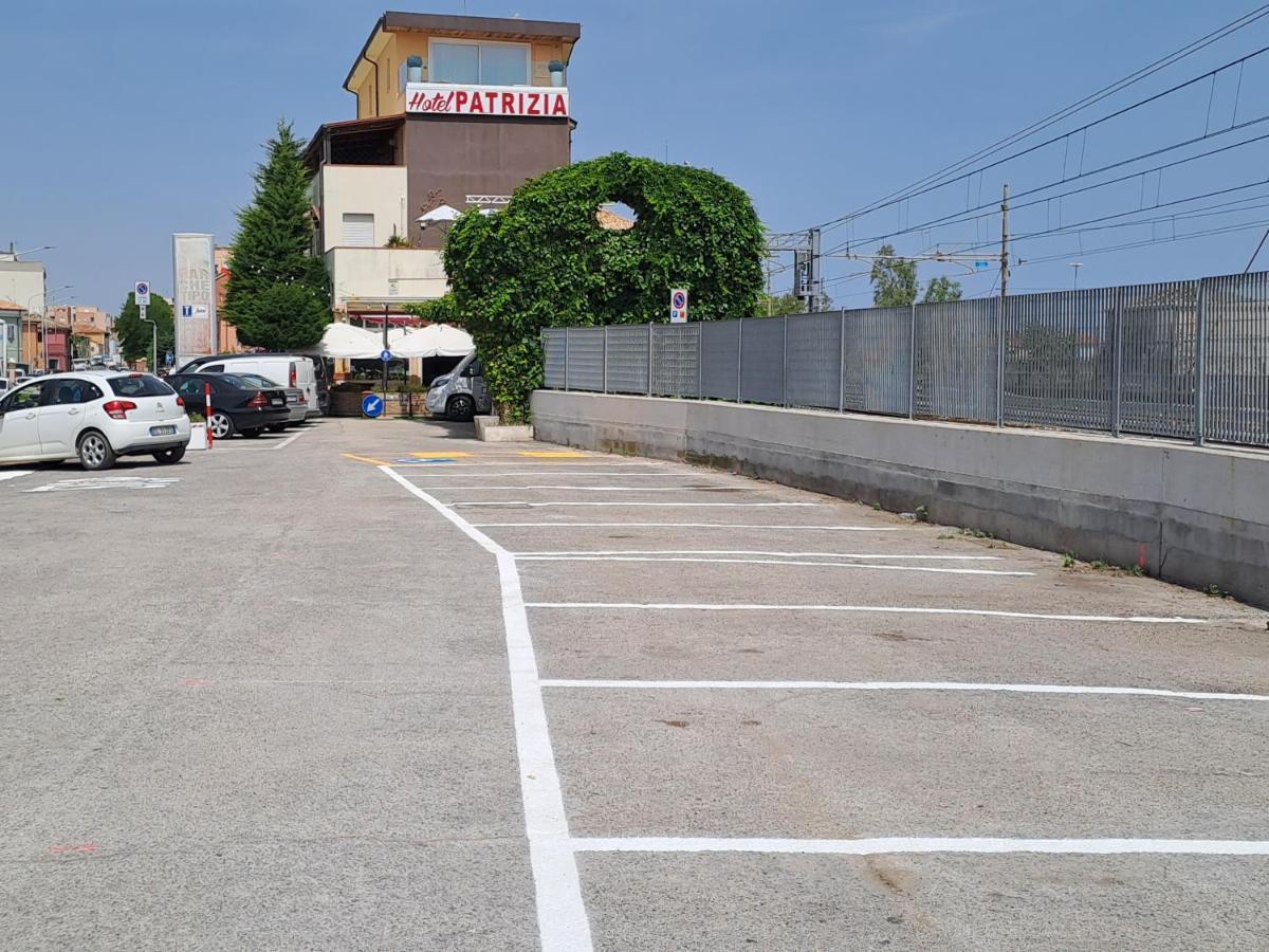 Hotel Patrizia Senigallia Luaran gambar