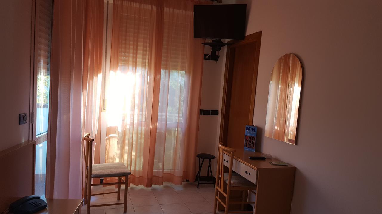 Hotel Patrizia Senigallia Bilik gambar