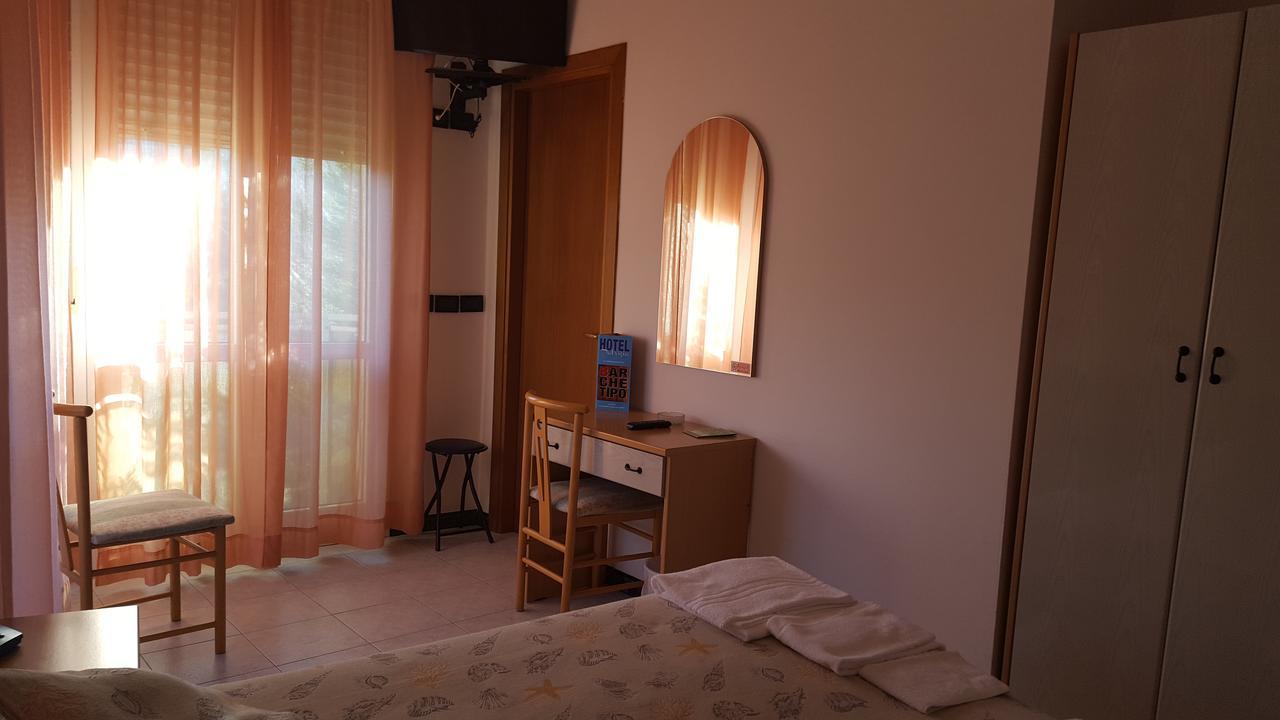 Hotel Patrizia Senigallia Luaran gambar