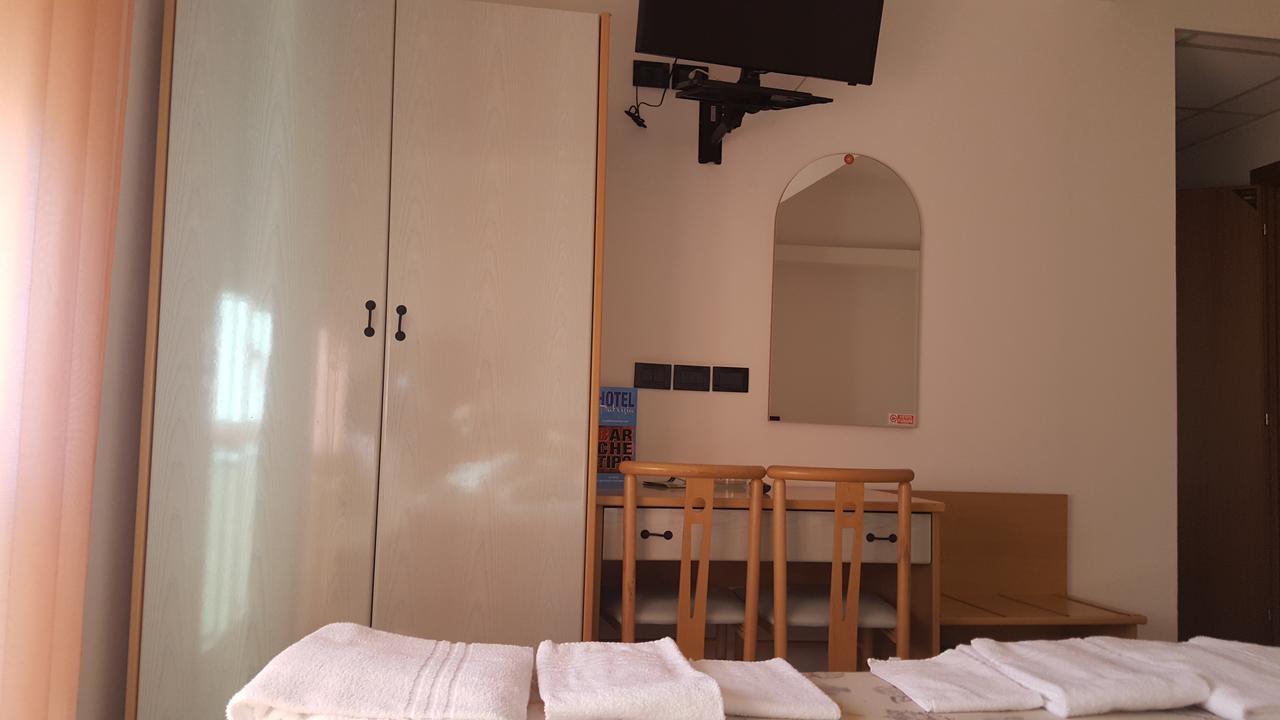 Hotel Patrizia Senigallia Bilik gambar